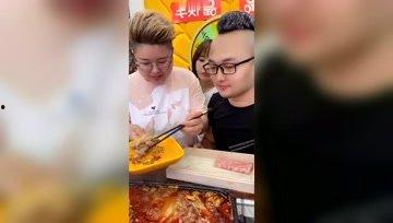 娱乐吃瓜酱算命,娱乐吃瓜酱算命大揭秘